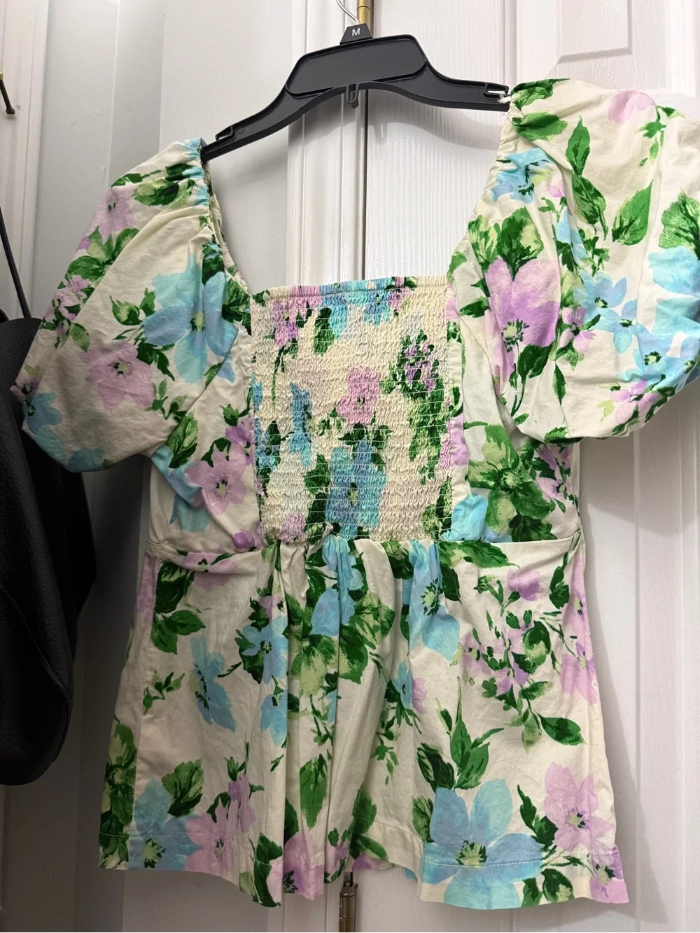 Old Navy Cream Floral Puff-Sleeve Blouse with Green and Pastel Blue